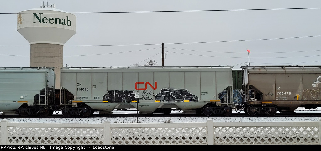 CN 114028